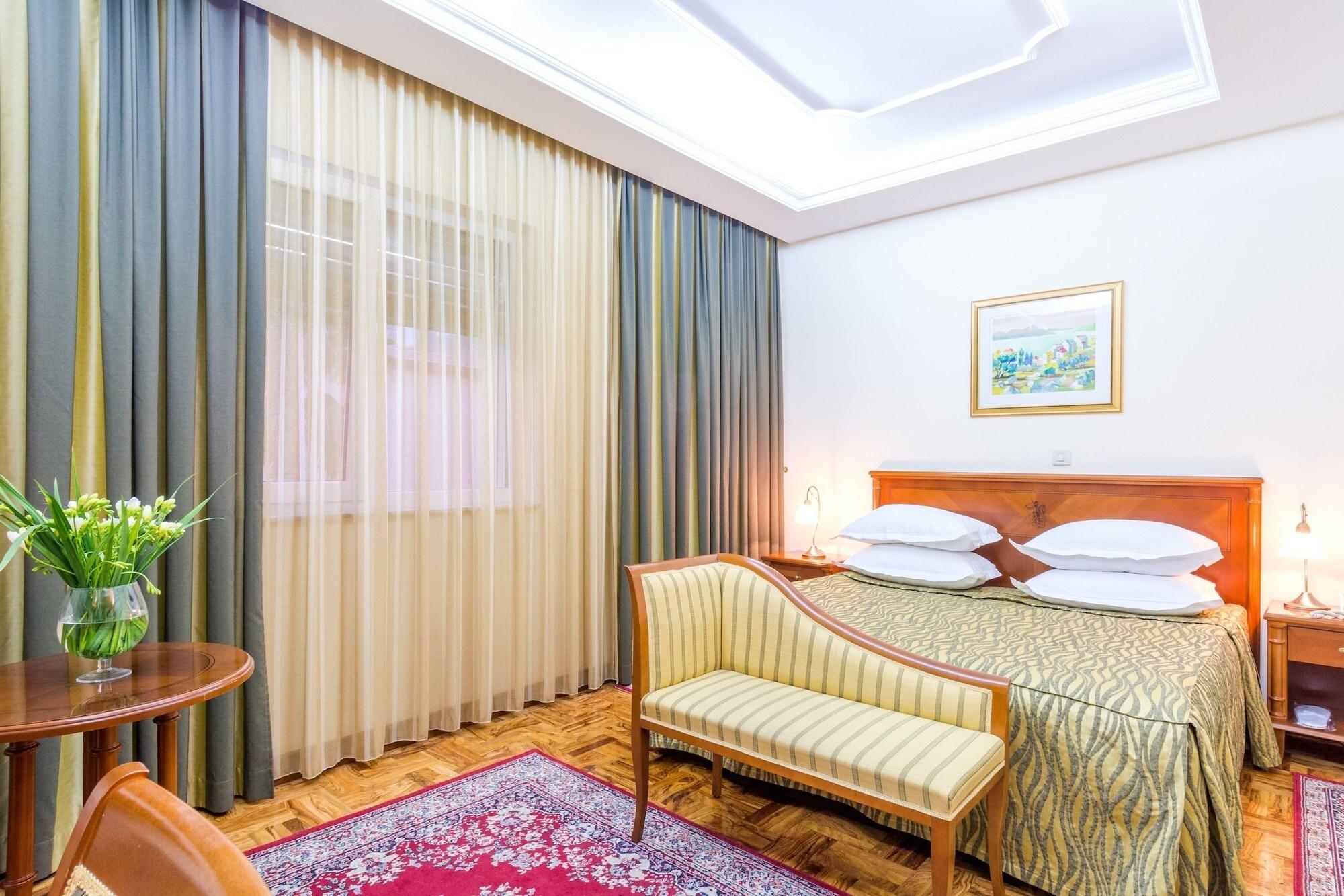 Palazzo President Hotel Split Ngoại thất bức ảnh